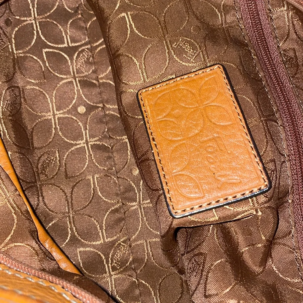 Women's Leather Shoulder Bag in Tan